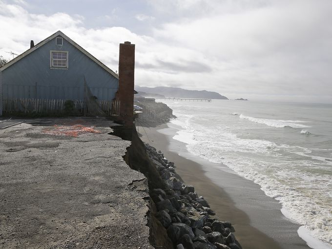 Coastal Erosion causes State of Emergency in Pacific, CA