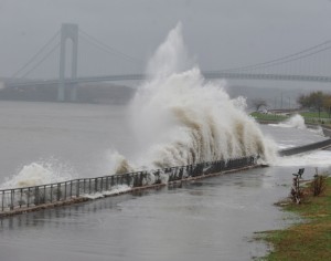 hurricane-sandy-hits-new-york-city-300×236